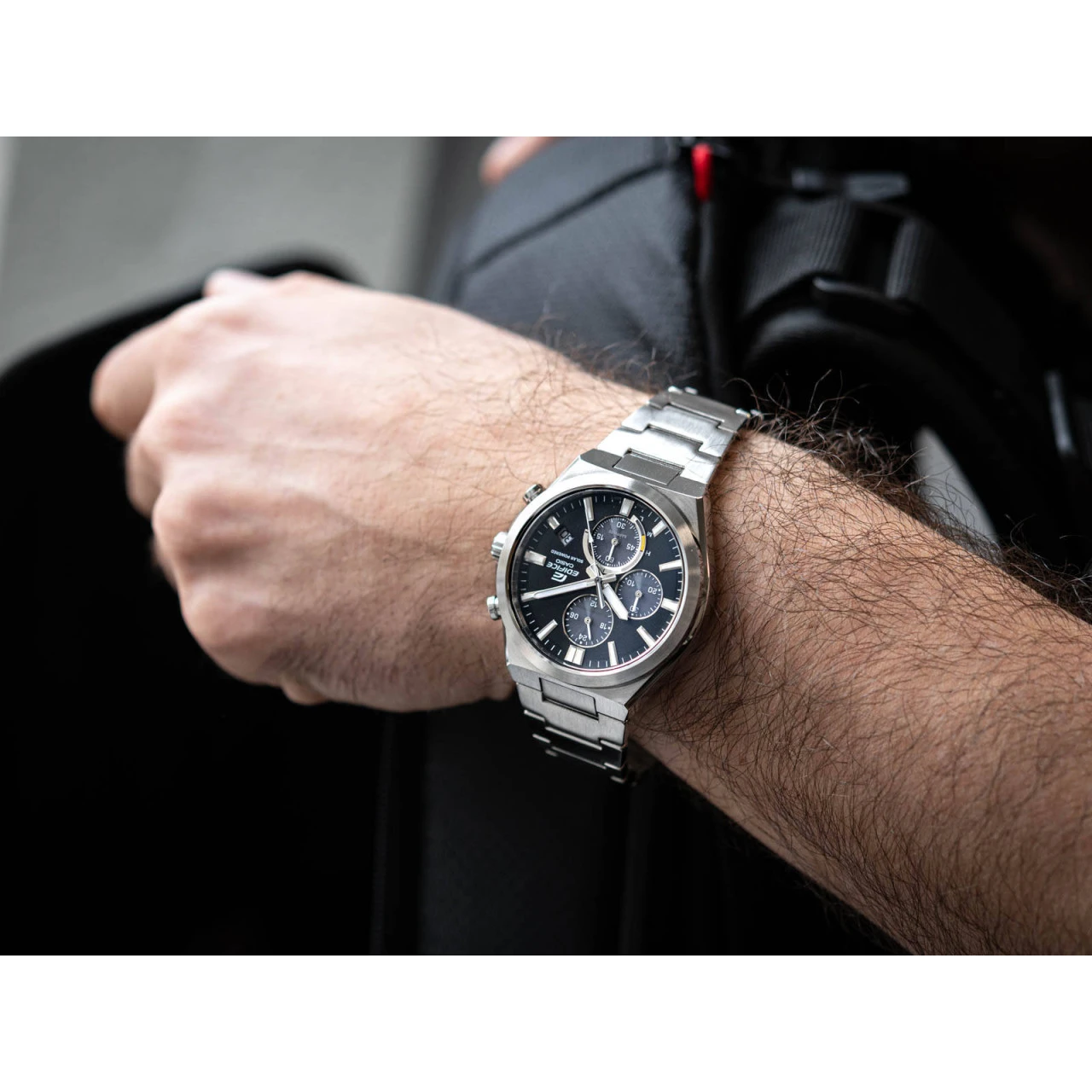 Купити годинник EFS-S630D-1AVUEF в OSTRIYSHOP