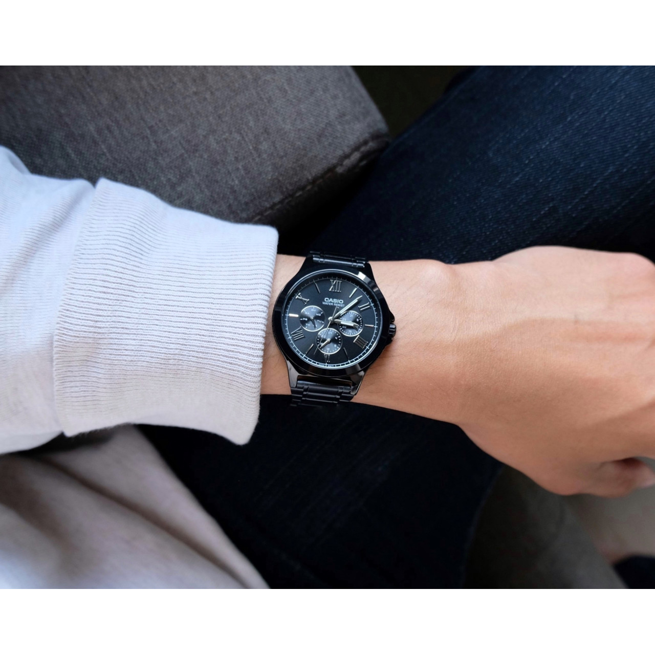 white christmas dresses CASIO ANALOGUE BLACK DIAL STAINLESS STEEL MEN'S WATCH main image 0