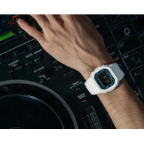 Научно-фантастическая серия миров DW-B5600SF-7ER