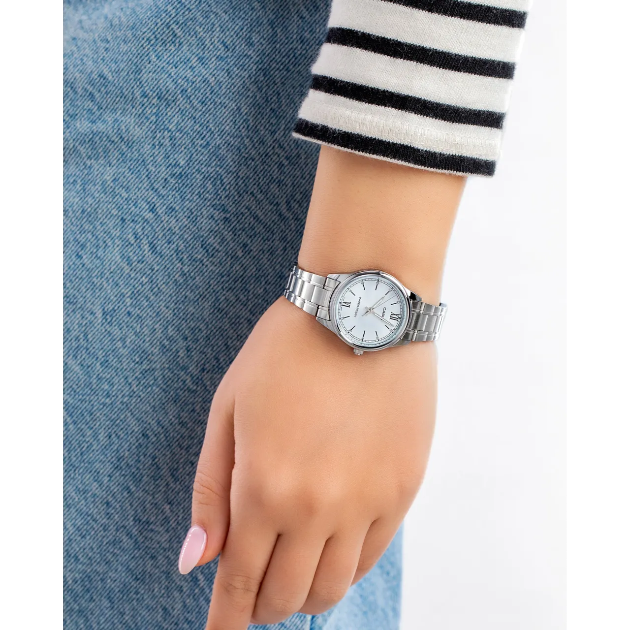 Класичний жіночий годинник Casio LTP-V005D-2B3